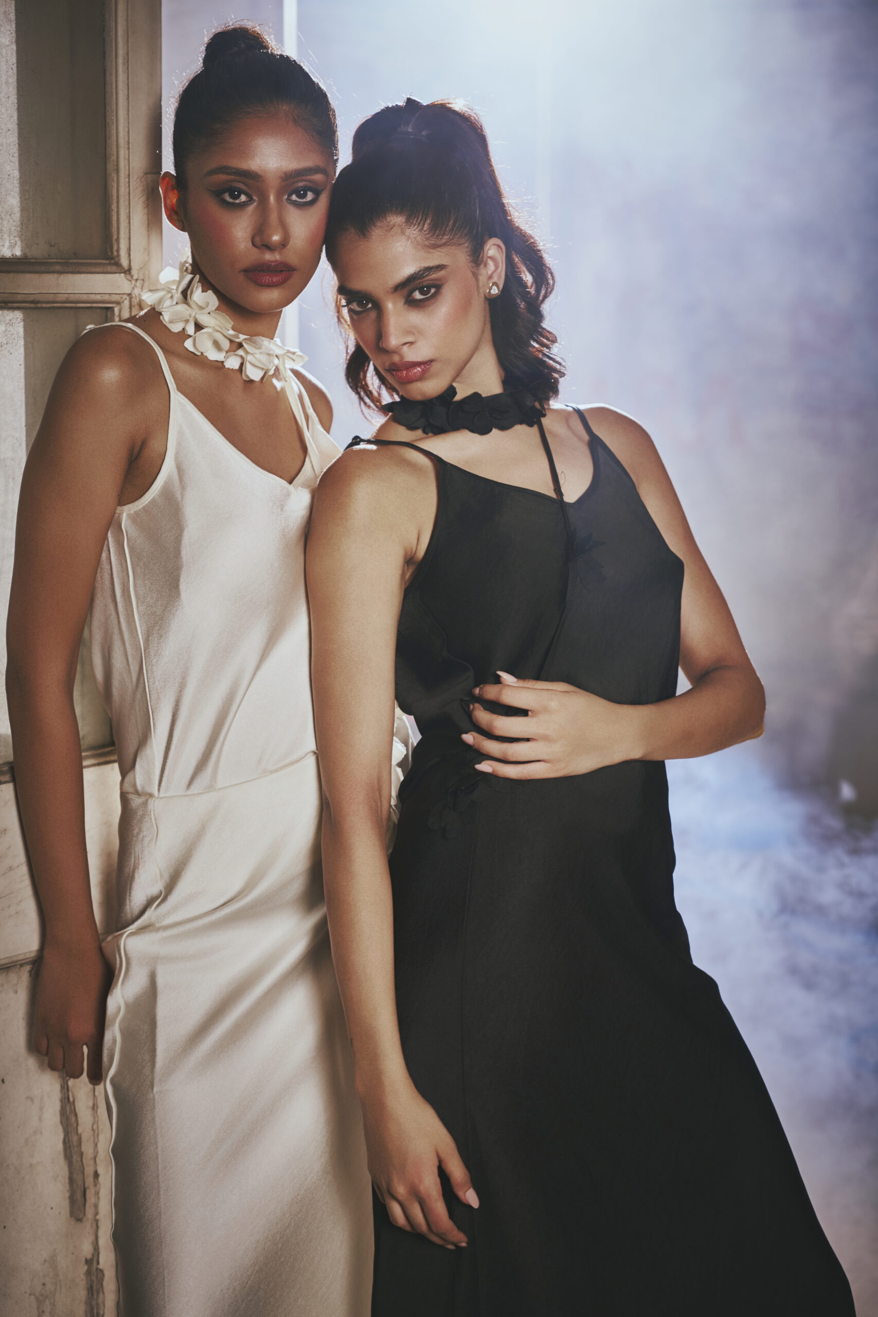 Coffee Enamel Heart Earring - Image 3