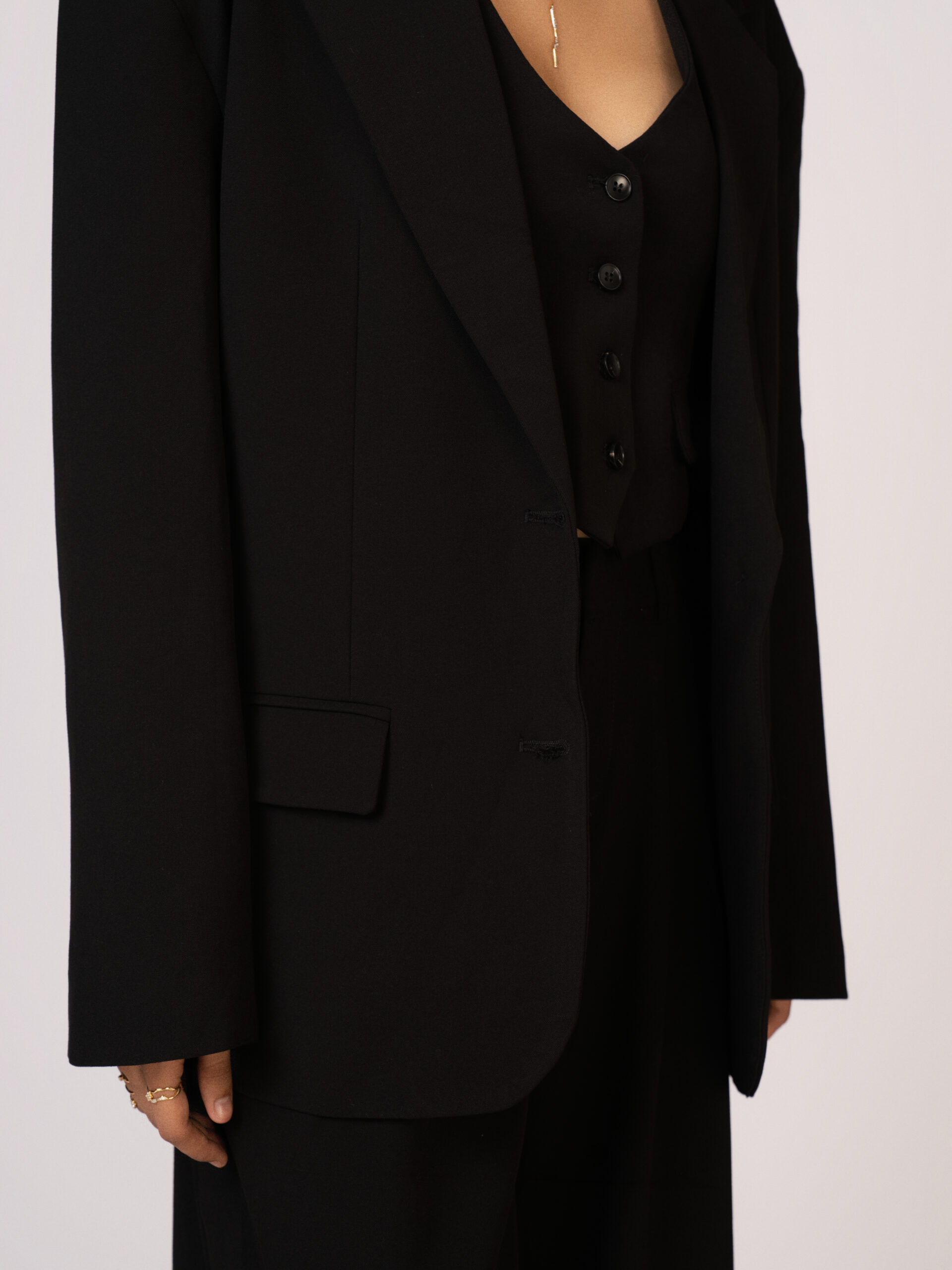 Aerly Front Through Waist Coat Pant Suit - Image 4