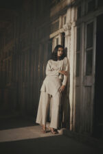 Crackle Cage Diamond Enamel Ring - Image 4