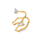 Crackle Twisted Ring With Pear Shape Diamond