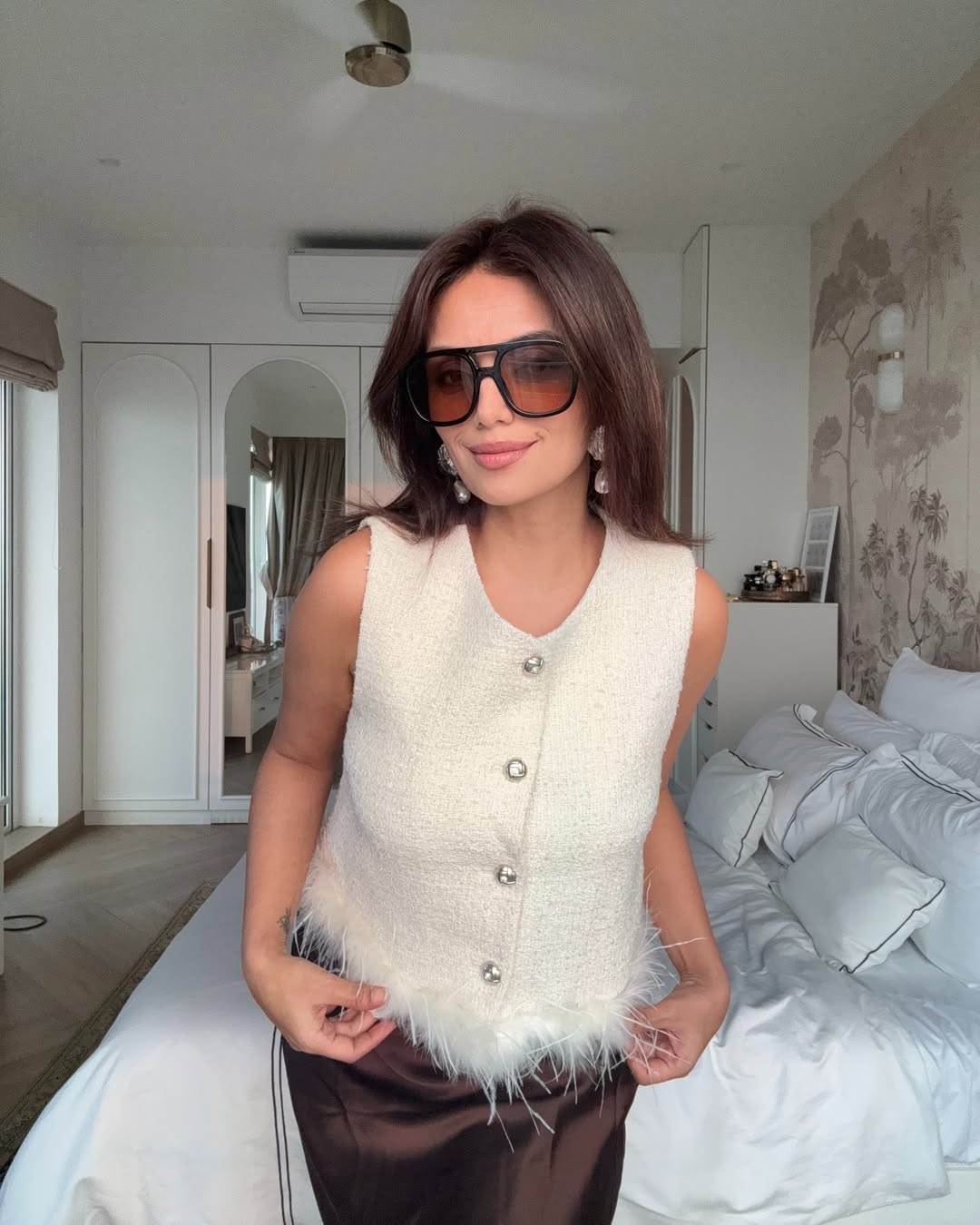 Saiga Tweed White Feather Top - Image 4